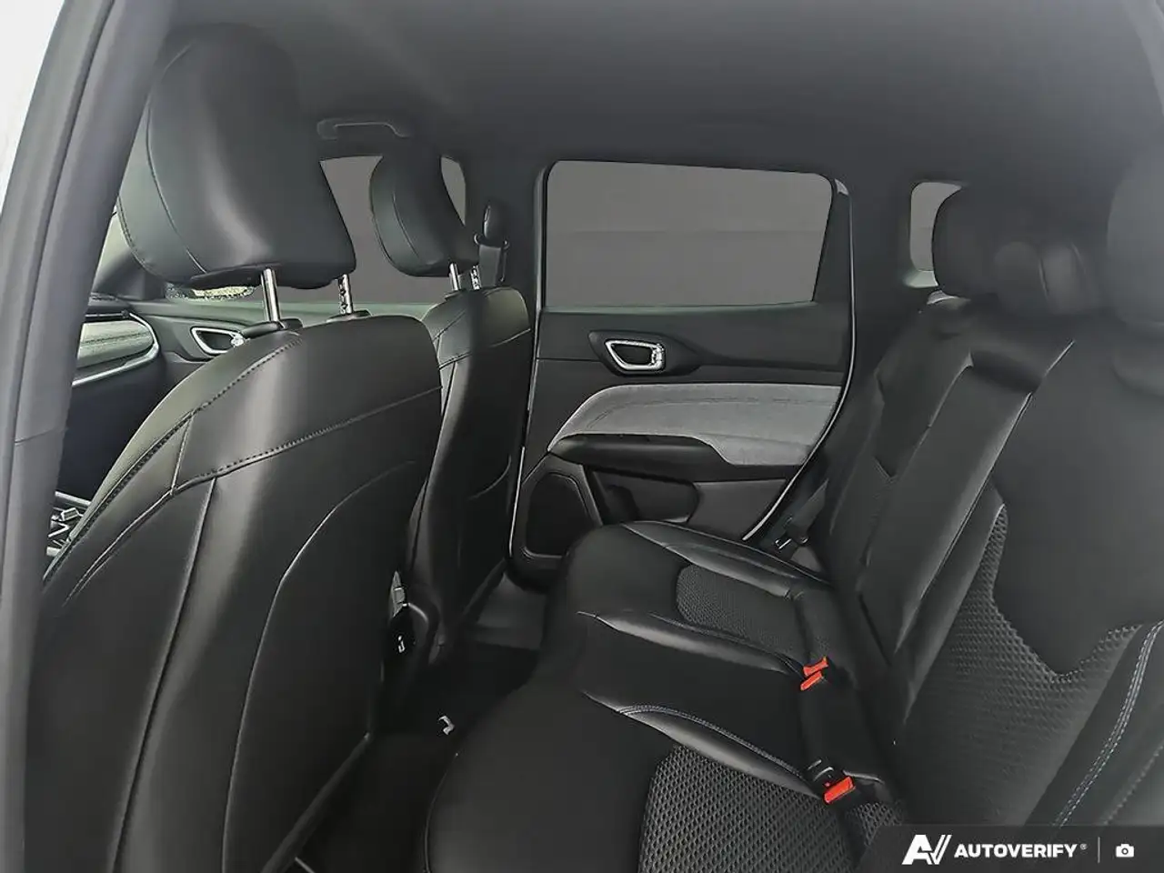 Jeep Compass photo Jeep Compass