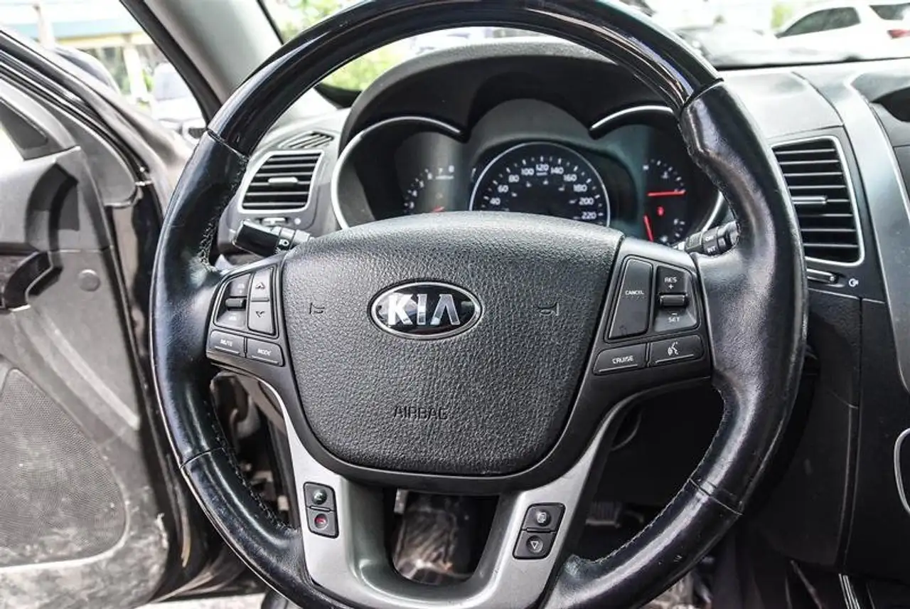 Kia Sorento снимка Kia Sorento