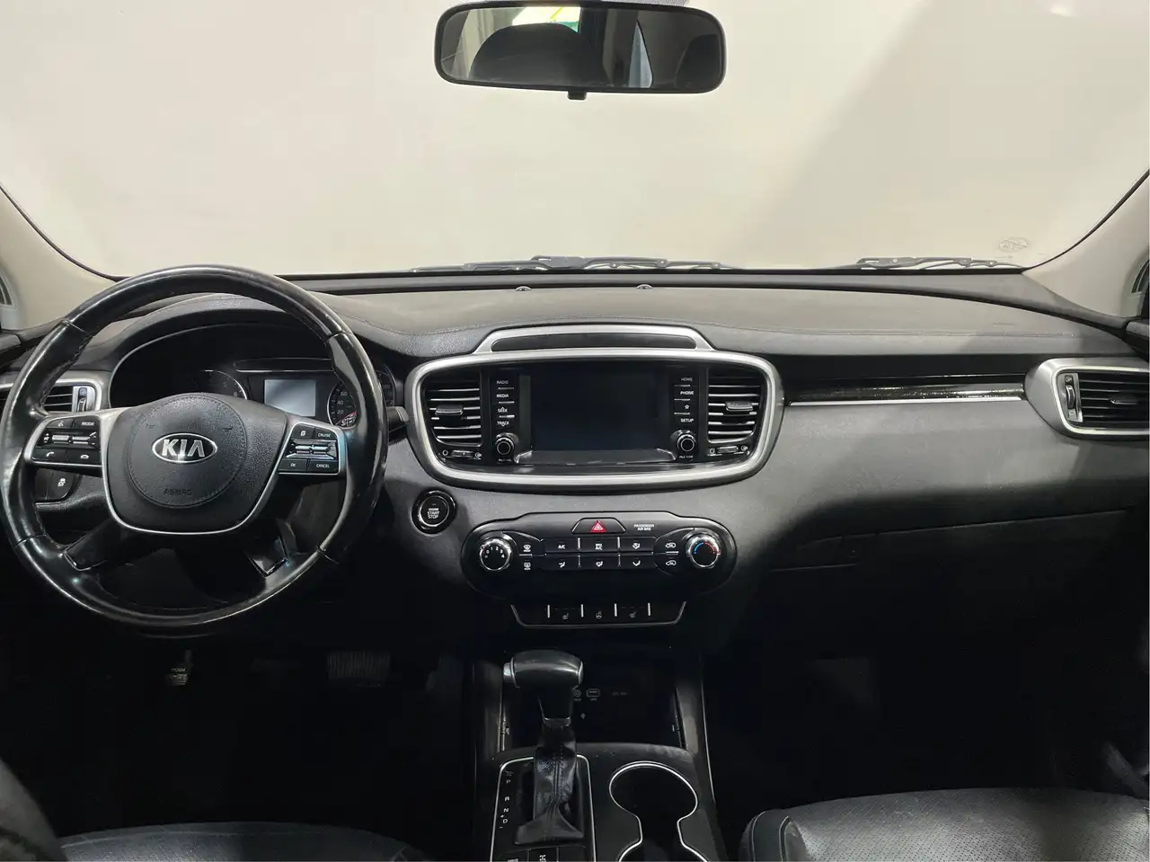 Kia Sorento photo Kia Sorento