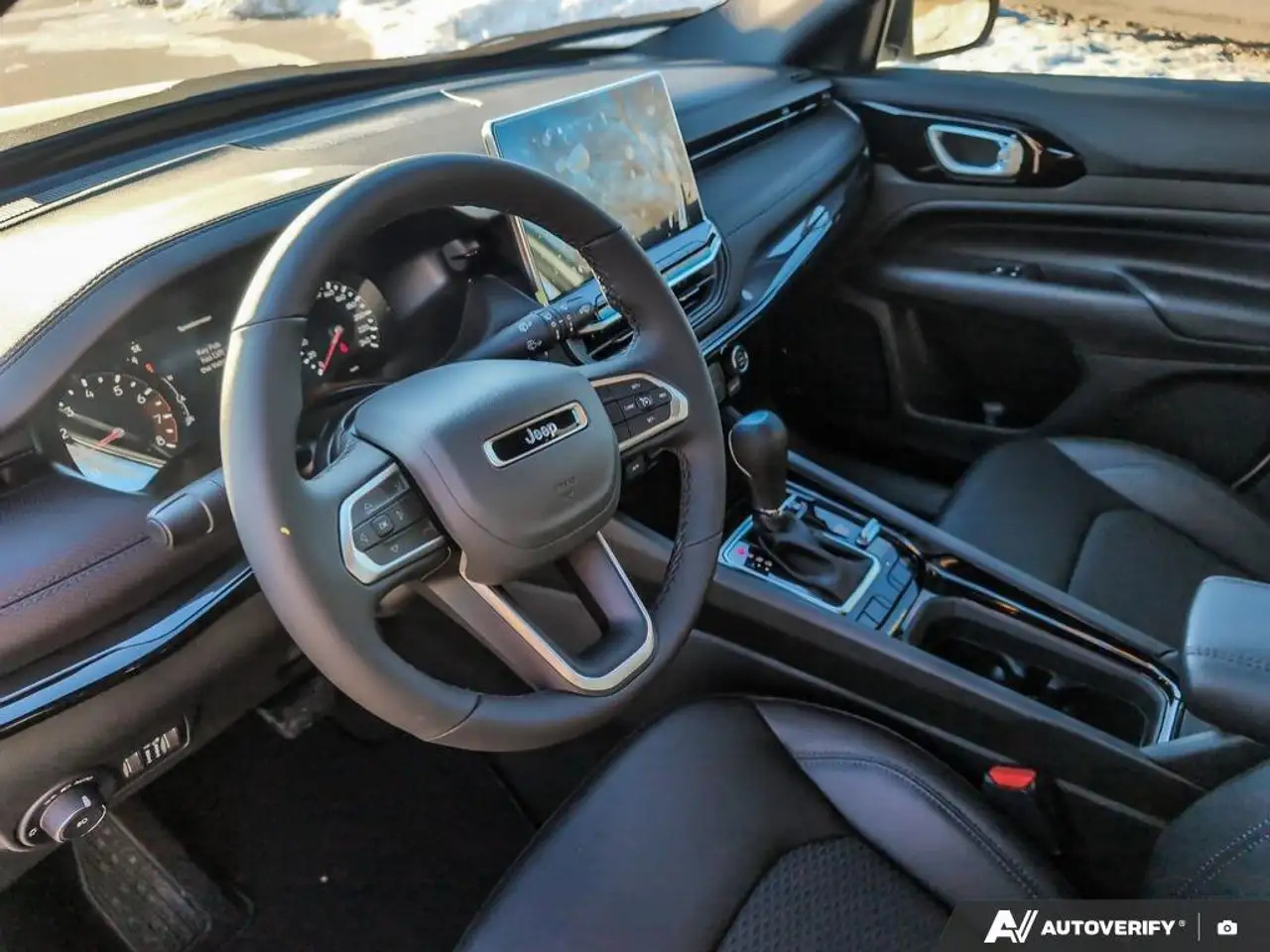 Jeep Compass photo Jeep Compass