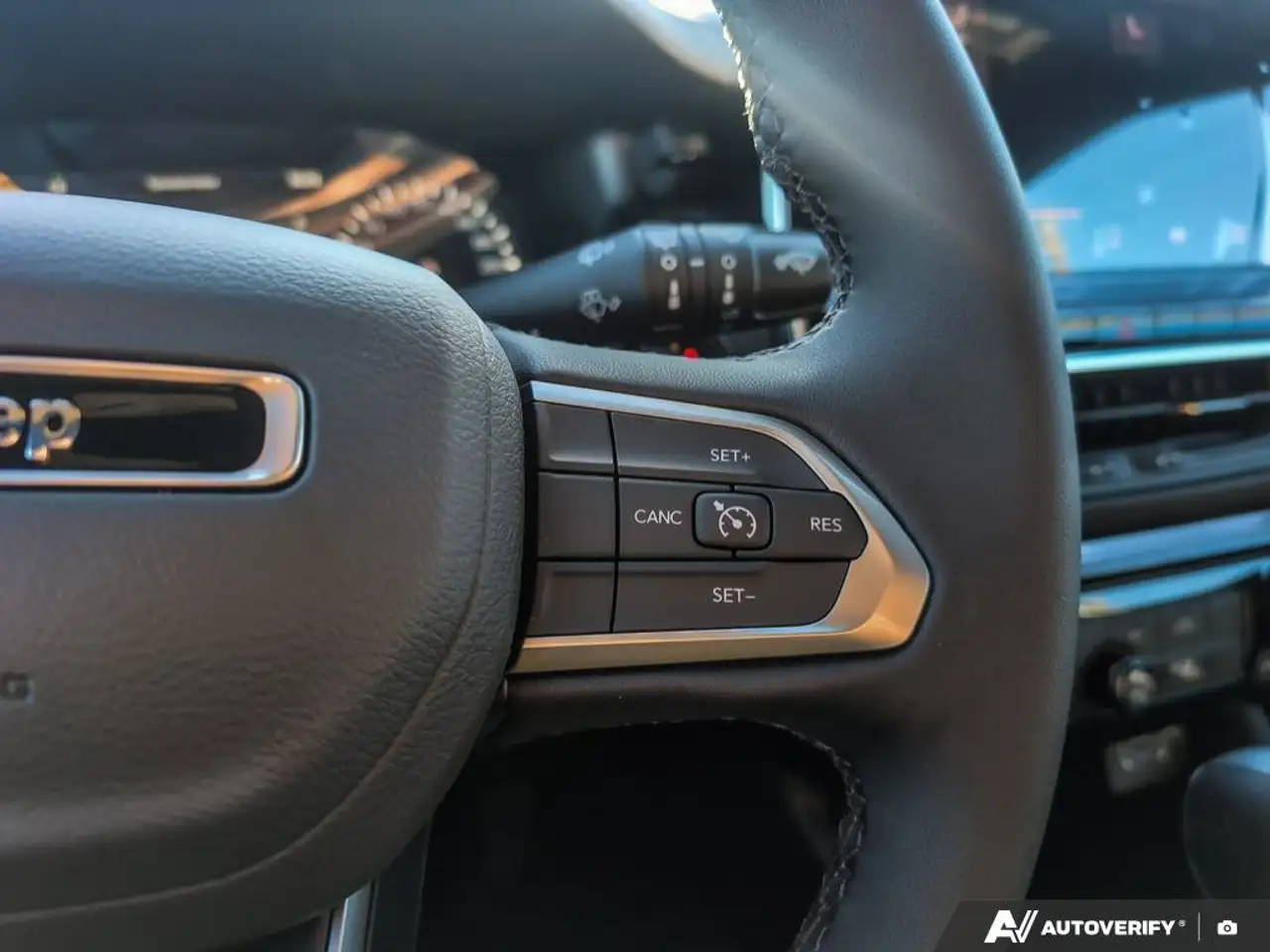 Jeep Compass photo Jeep Compass