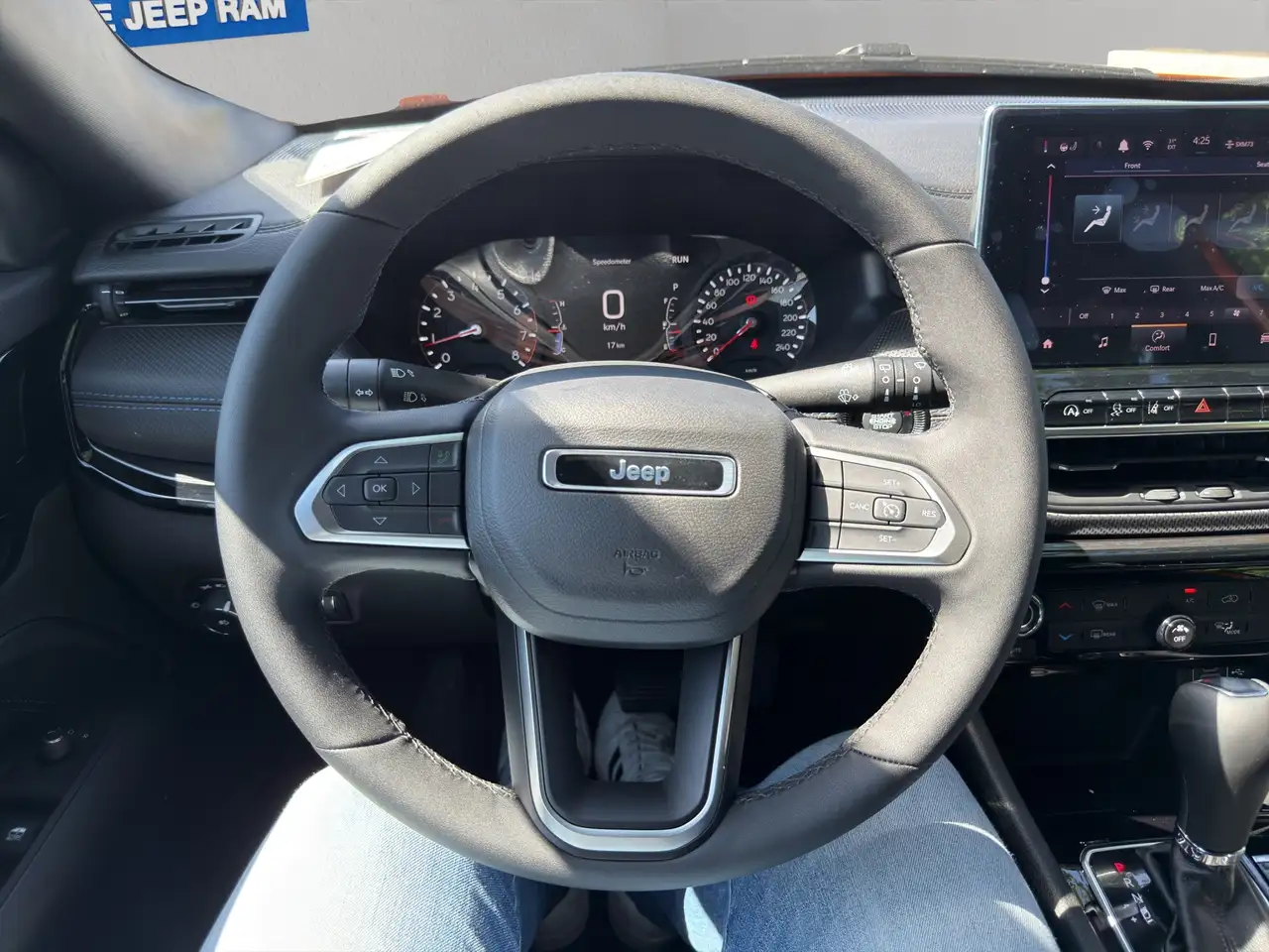 Jeep Compass снимка Jeep Compass