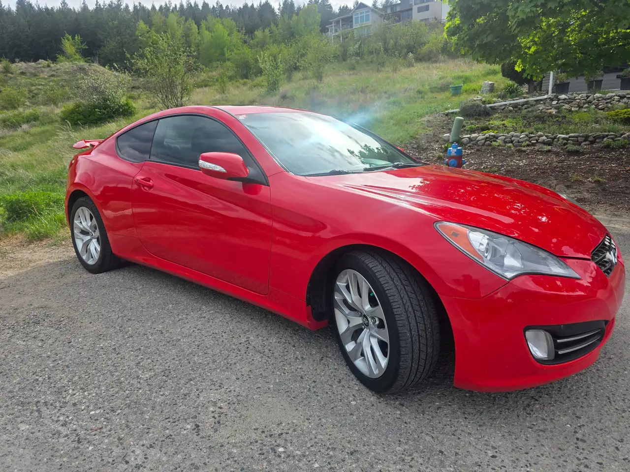 Hyundai Genesis Coupe снимка Hyundai Genesis Coupe