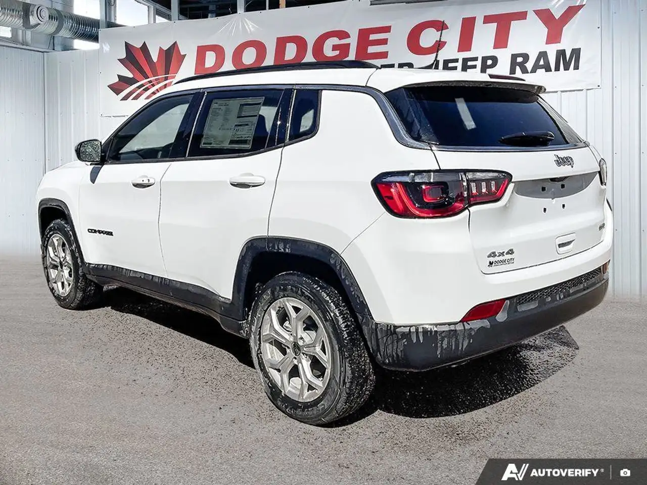 Jeep Compass photo Jeep Compass