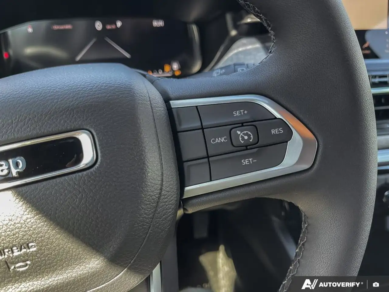 Jeep Compass photo Jeep Compass