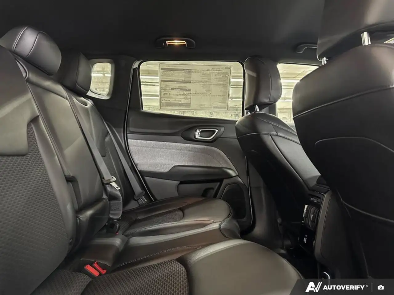 Jeep Compass photo Jeep Compass