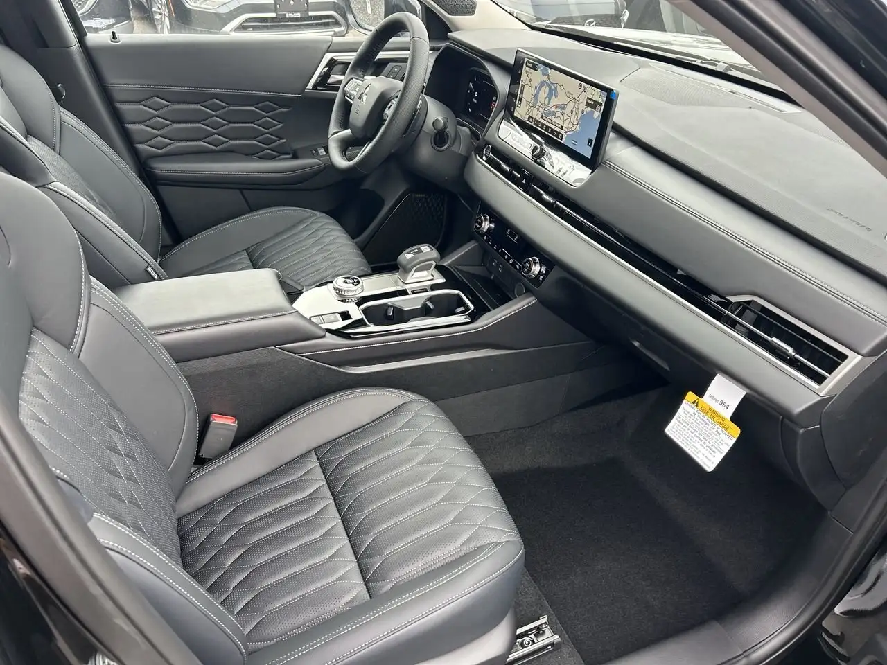 Mitsubishi Outlander снимка Mitsubishi Outlander