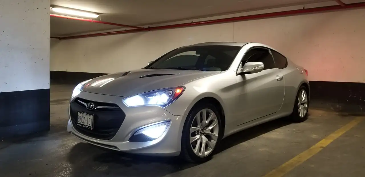 Hyundai Genesis Coupe снимка Hyundai Genesis Coupe