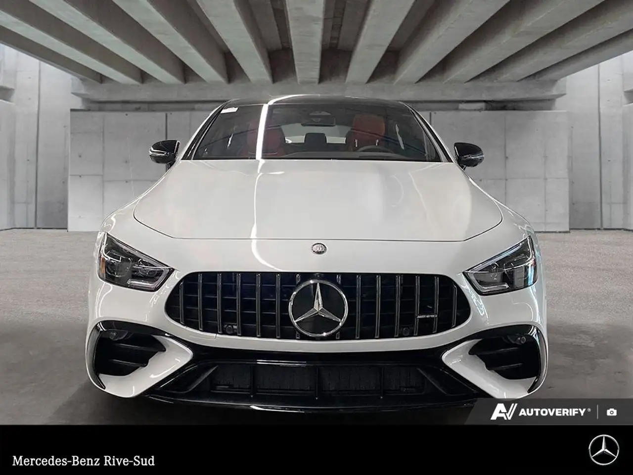 Mercedes-Benz AMG GT снимка Mercedes-Benz AMG GT