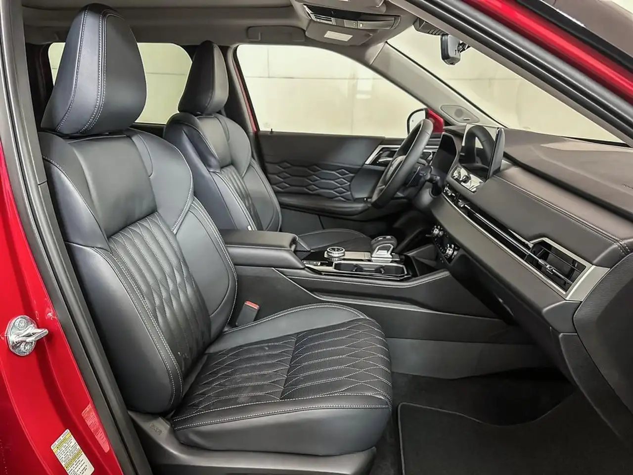 Mitsubishi Outlander снимка Mitsubishi Outlander