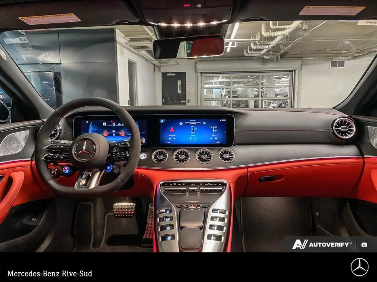 Mercedes-Benz AMG GT снимка Mercedes-Benz AMG GT