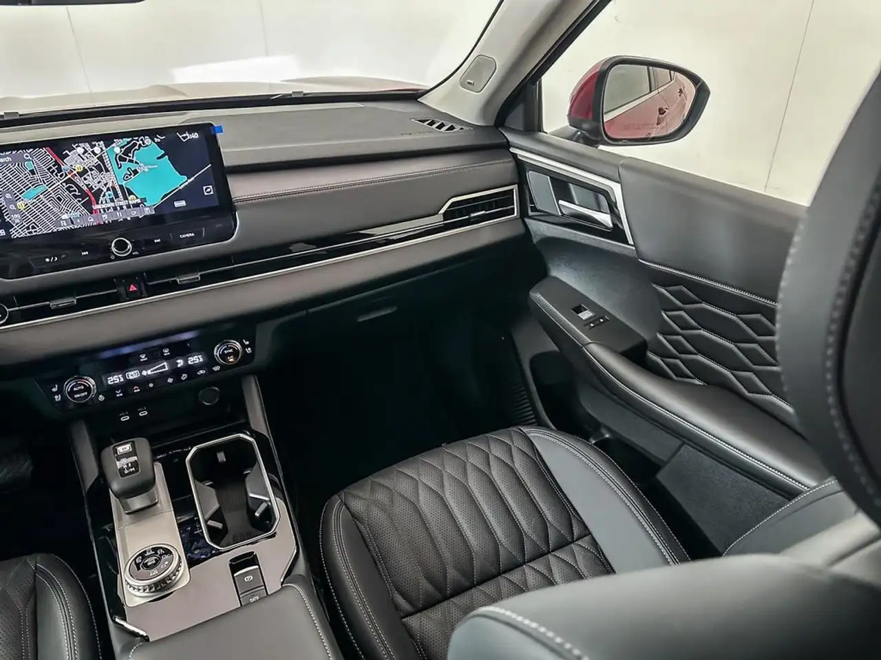 Mitsubishi Outlander снимка Mitsubishi Outlander