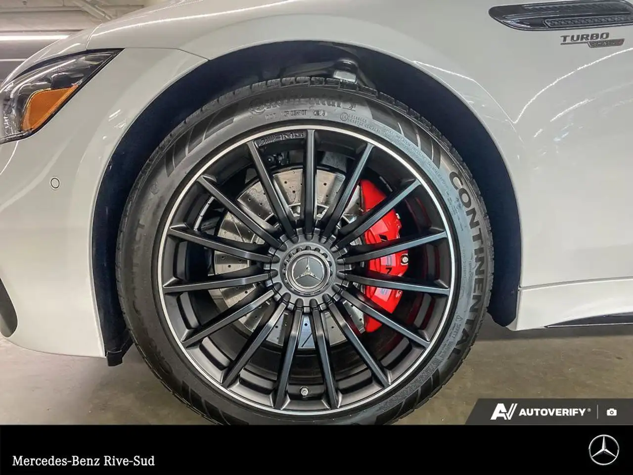 Mercedes-Benz AMG GT снимка Mercedes-Benz AMG GT