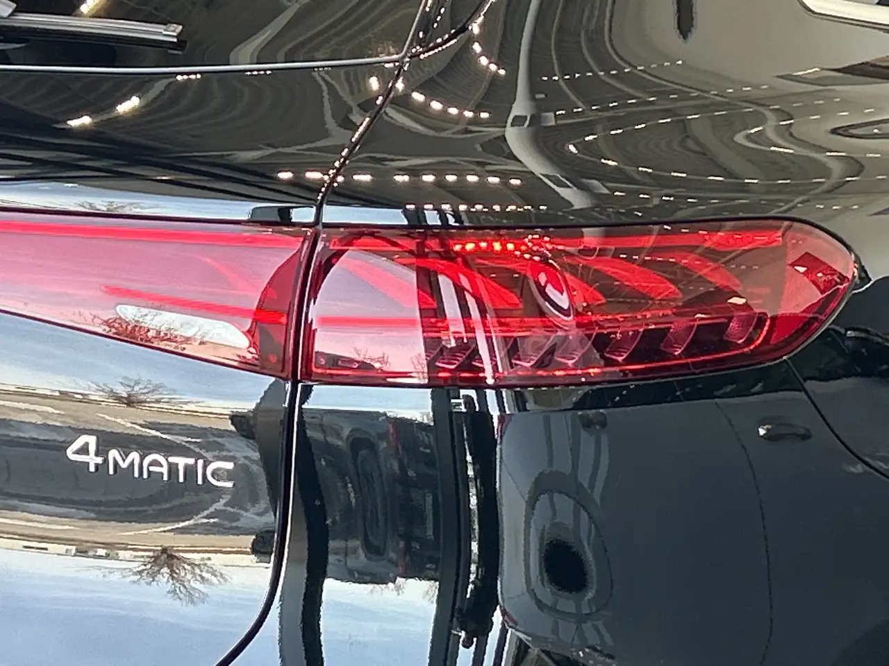 Mercedes-Benz EQS снимка Mercedes-Benz EQS