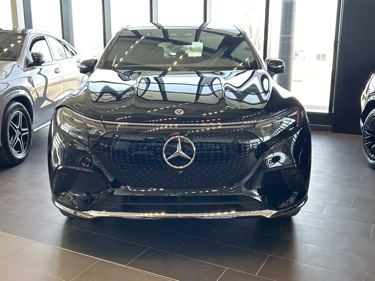 Mercedes-Benz EQS снимка Mercedes-Benz EQS