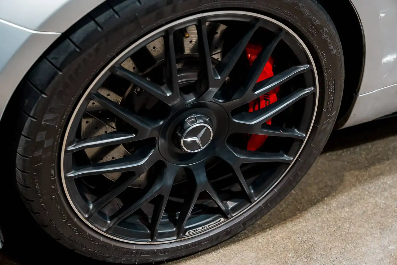Mercedes-Benz AMG GT photo Mercedes-Benz AMG GT