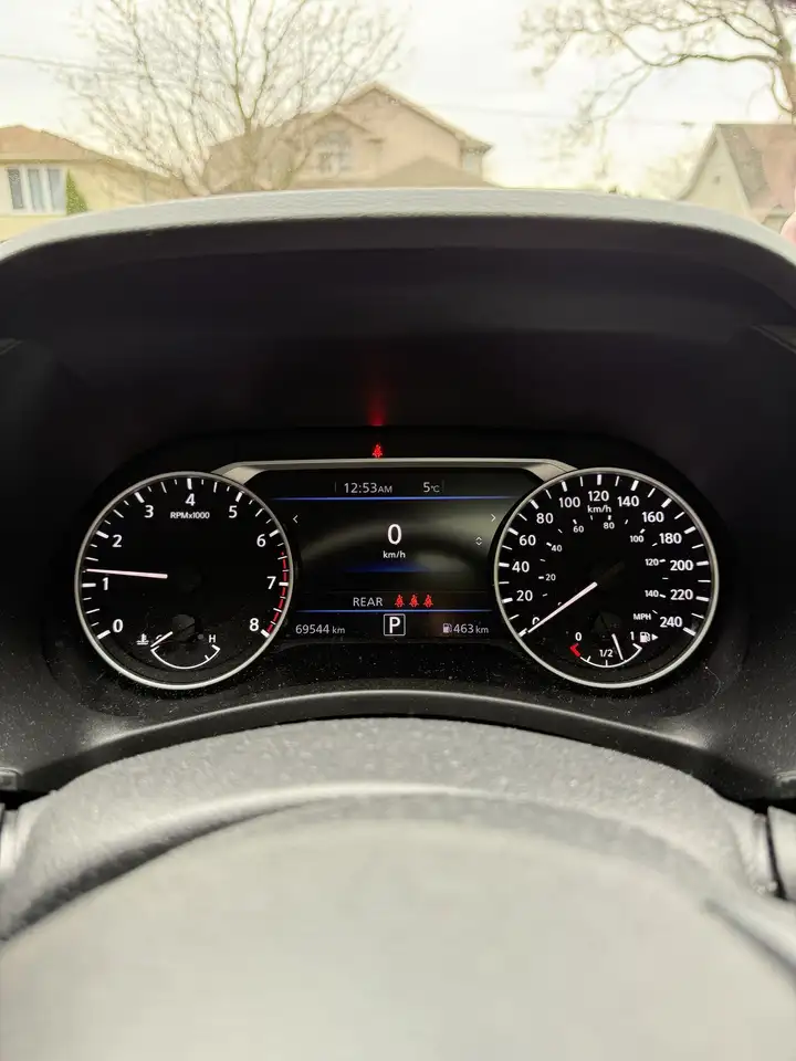 Nissan Sentra снимка Nissan Sentra