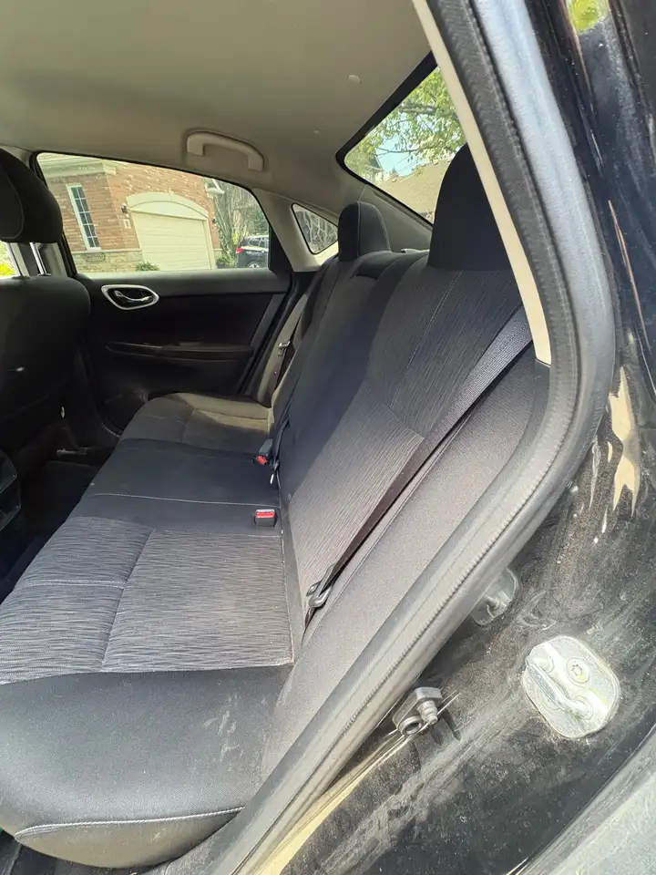 Nissan Sentra снимка Nissan Sentra