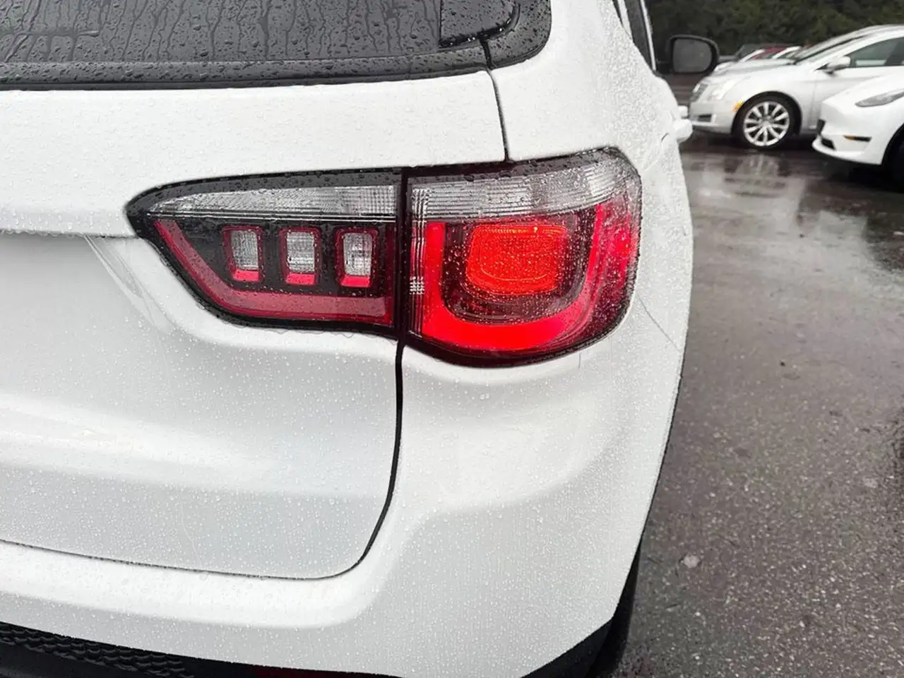 Jeep Compass photo Jeep Compass