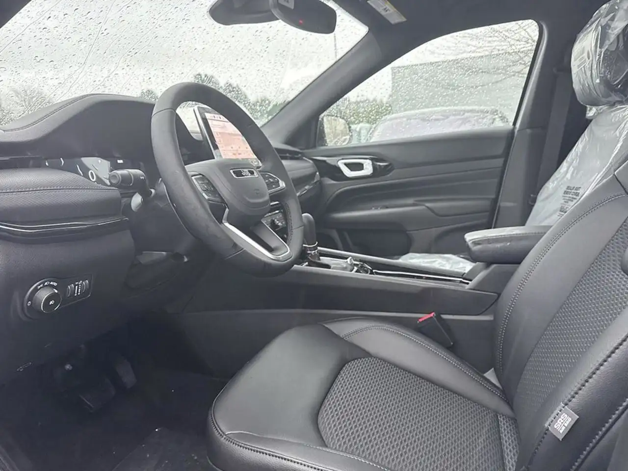 Jeep Compass photo Jeep Compass