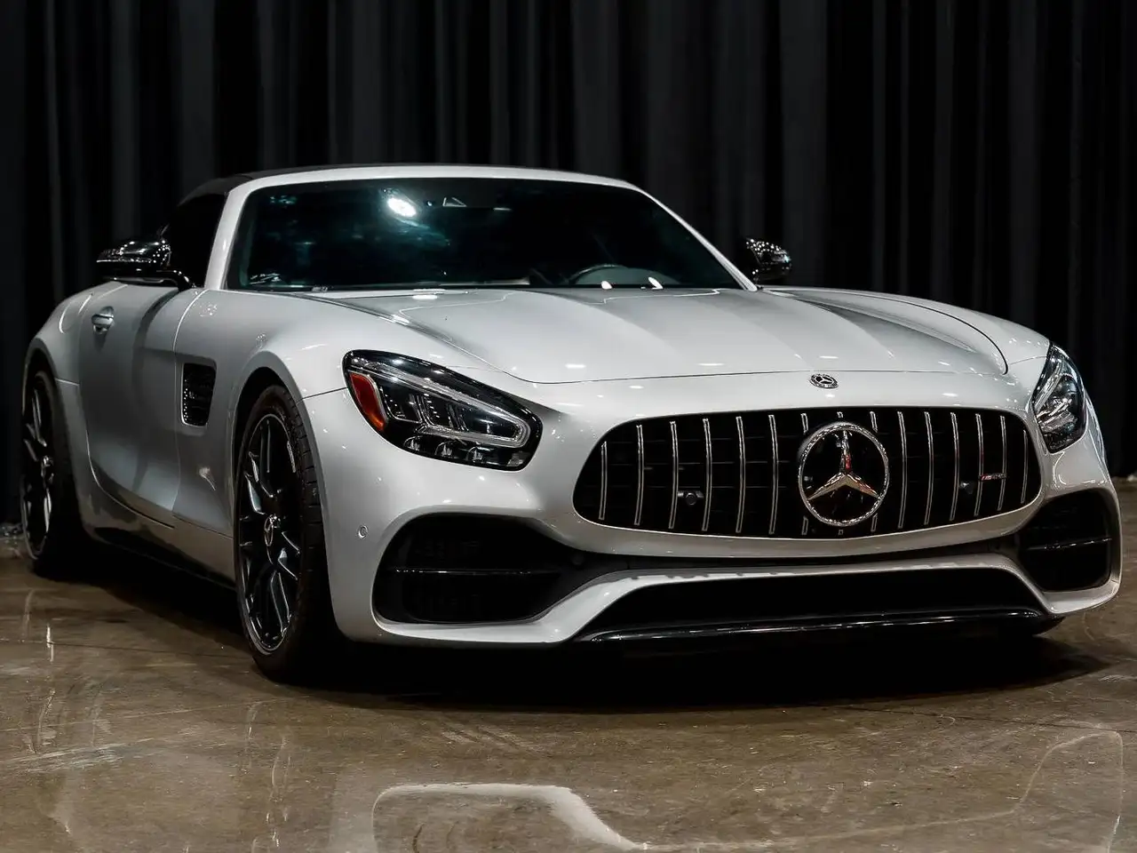 Mercedes-Benz AMG GT photo Mercedes-Benz AMG GT