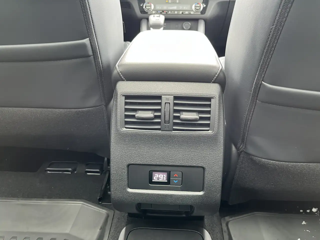 Mitsubishi Outlander снимка Mitsubishi Outlander