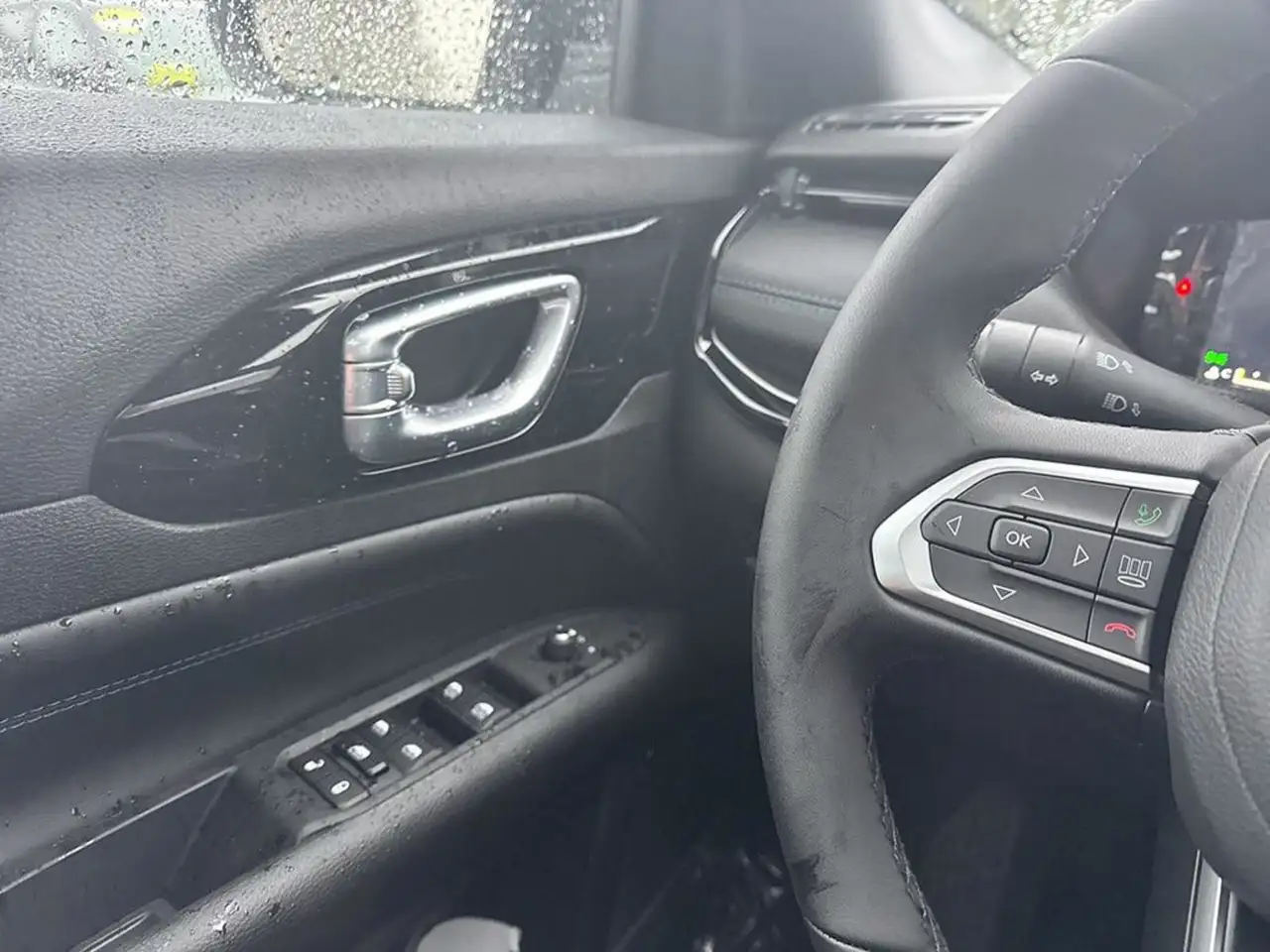 Jeep Compass photo Jeep Compass