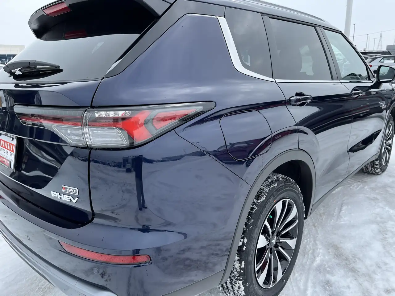 Mitsubishi Outlander снимка Mitsubishi Outlander