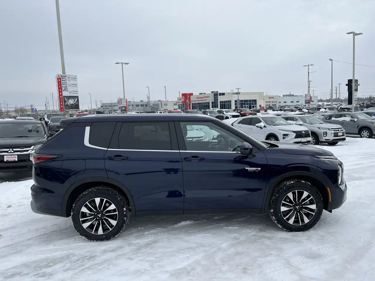 Mitsubishi Outlander снимка Mitsubishi Outlander