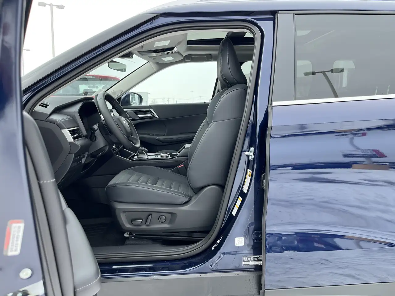 Mitsubishi Outlander снимка Mitsubishi Outlander