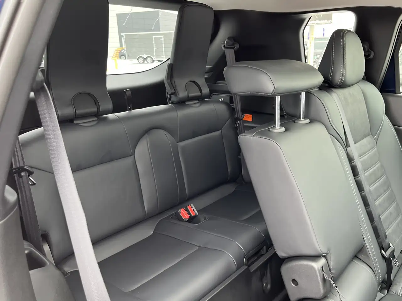 Mitsubishi Outlander снимка Mitsubishi Outlander
