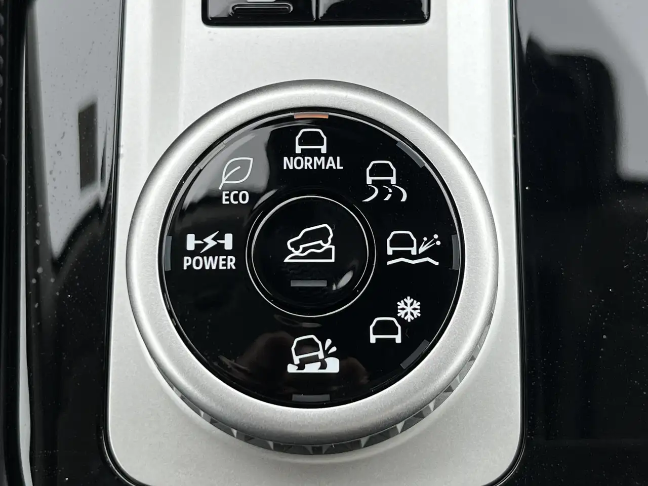 Mitsubishi Outlander снимка Mitsubishi Outlander