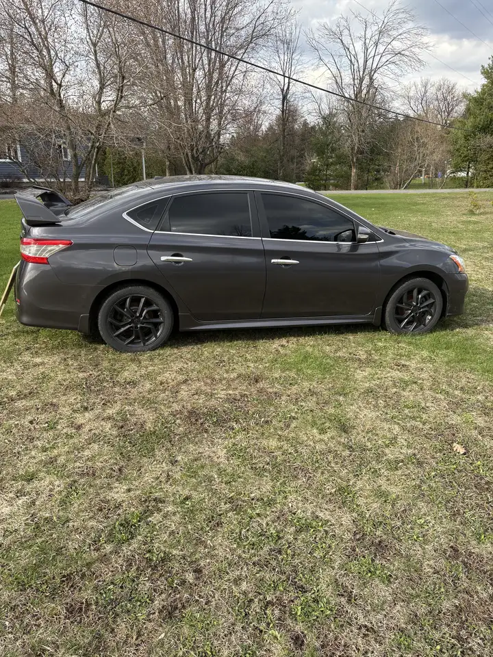 Nissan Sentra photo Nissan Sentra