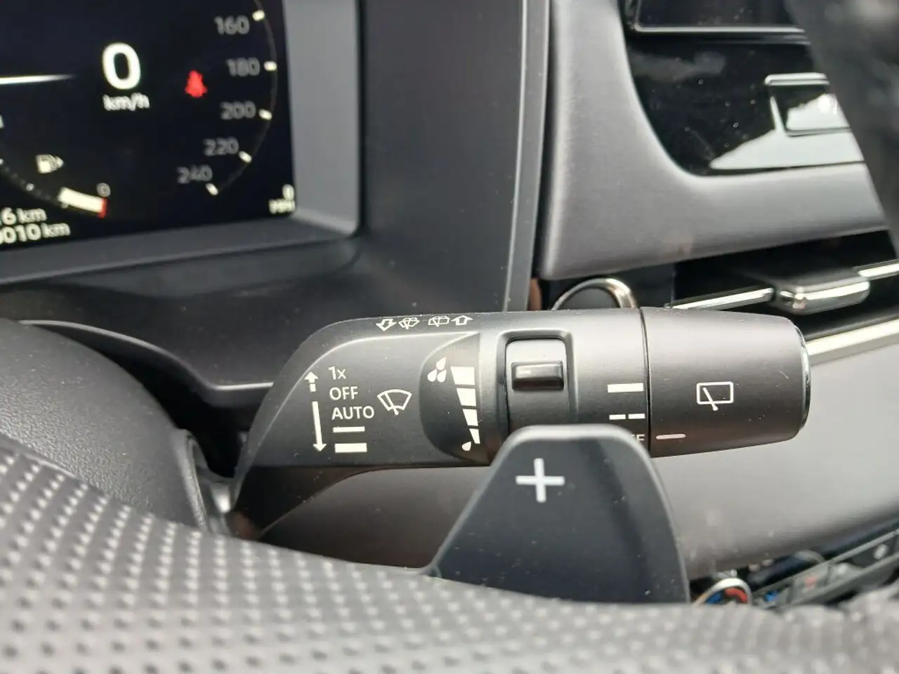 Mitsubishi Outlander photo Mitsubishi Outlander