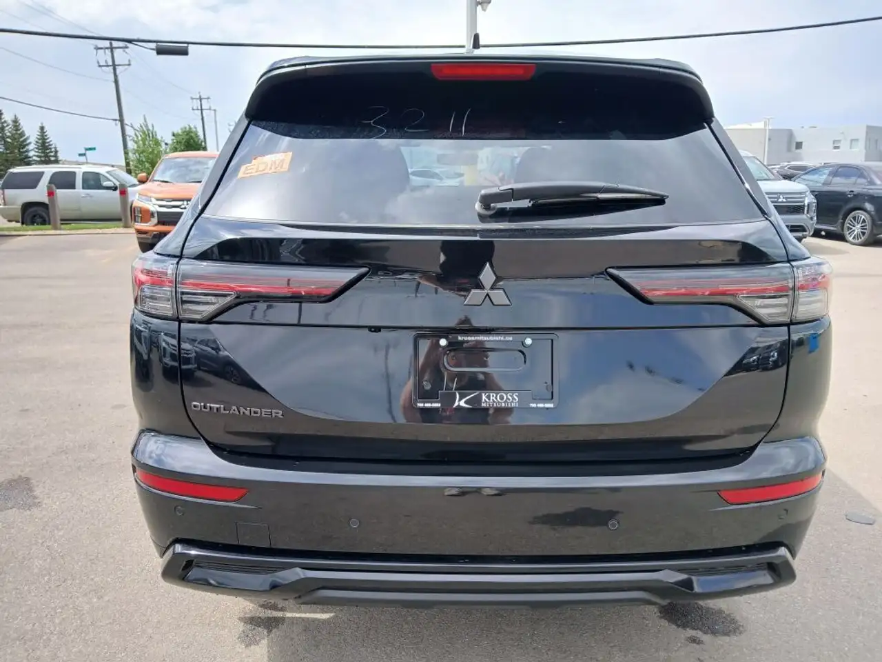 Mitsubishi Outlander photo Mitsubishi Outlander