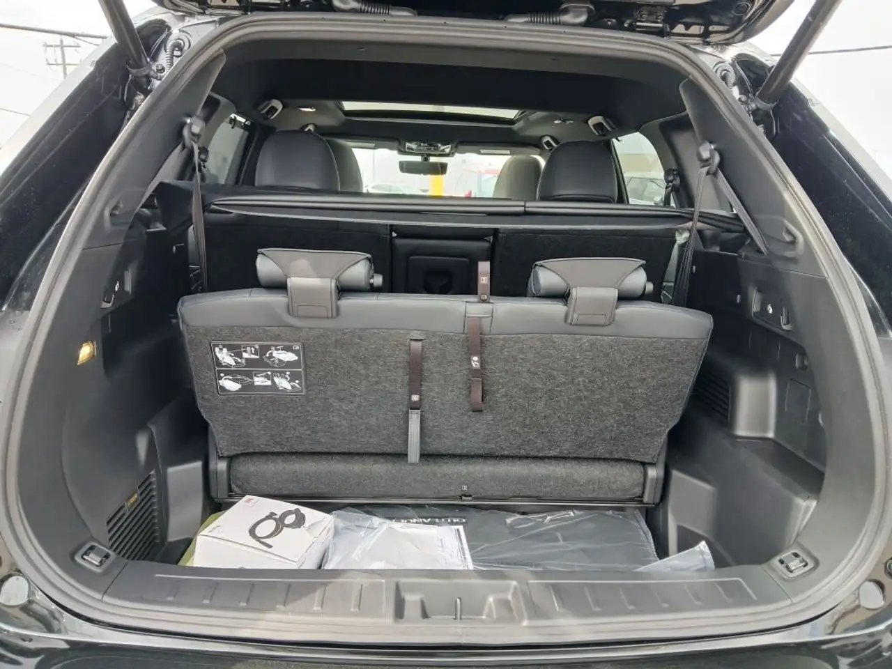 Mitsubishi Outlander photo Mitsubishi Outlander