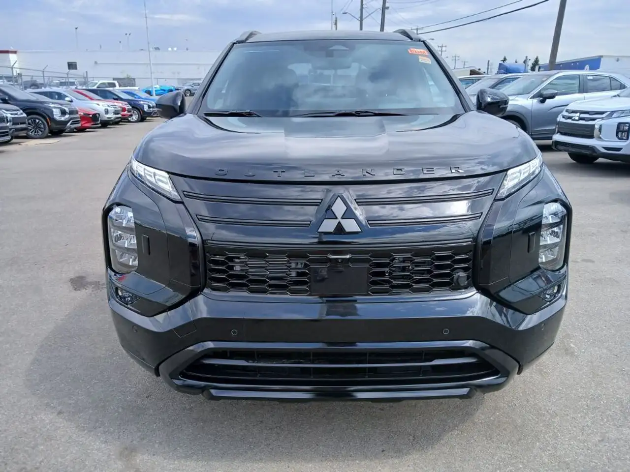Mitsubishi Outlander photo Mitsubishi Outlander