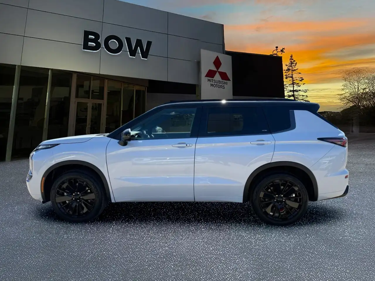 Mitsubishi Outlander photo Mitsubishi Outlander
