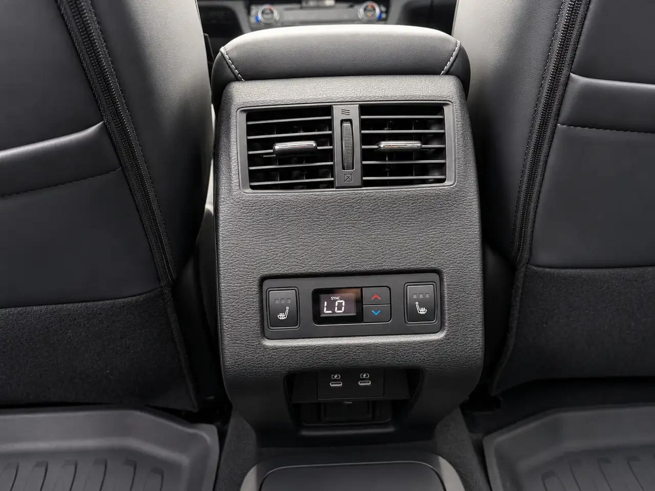 Mitsubishi Outlander fotografie Mitsubishi Outlander