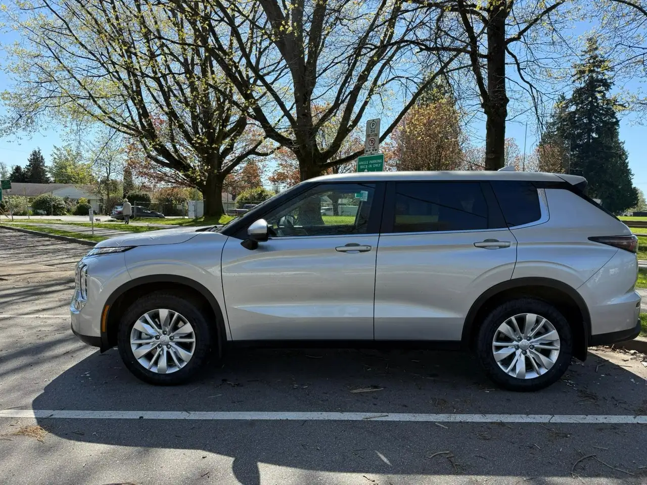 Mitsubishi Outlander снимка Mitsubishi Outlander