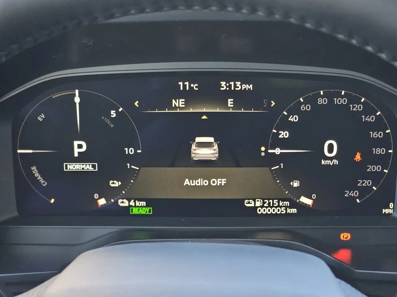 Mitsubishi Outlander снимка Mitsubishi Outlander