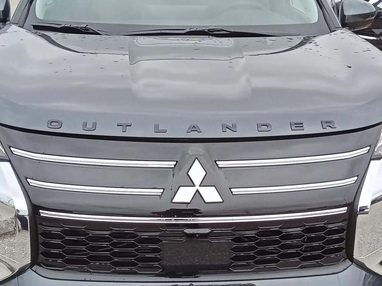 Mitsubishi Outlander fotografie Mitsubishi Outlander