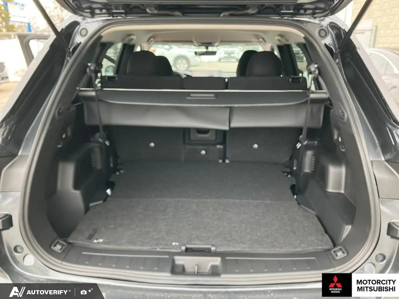 Mitsubishi Outlander fotografie Mitsubishi Outlander