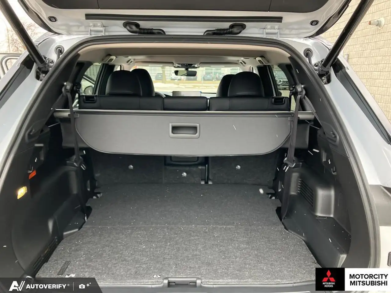 Mitsubishi Outlander fotografie Mitsubishi Outlander