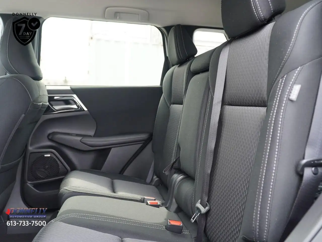 Mitsubishi Outlander photo Mitsubishi Outlander