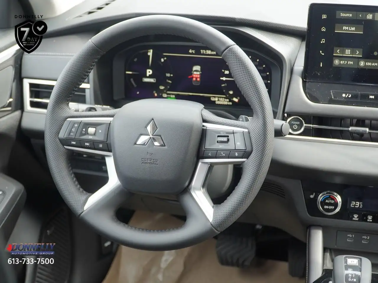 Mitsubishi Outlander photo Mitsubishi Outlander