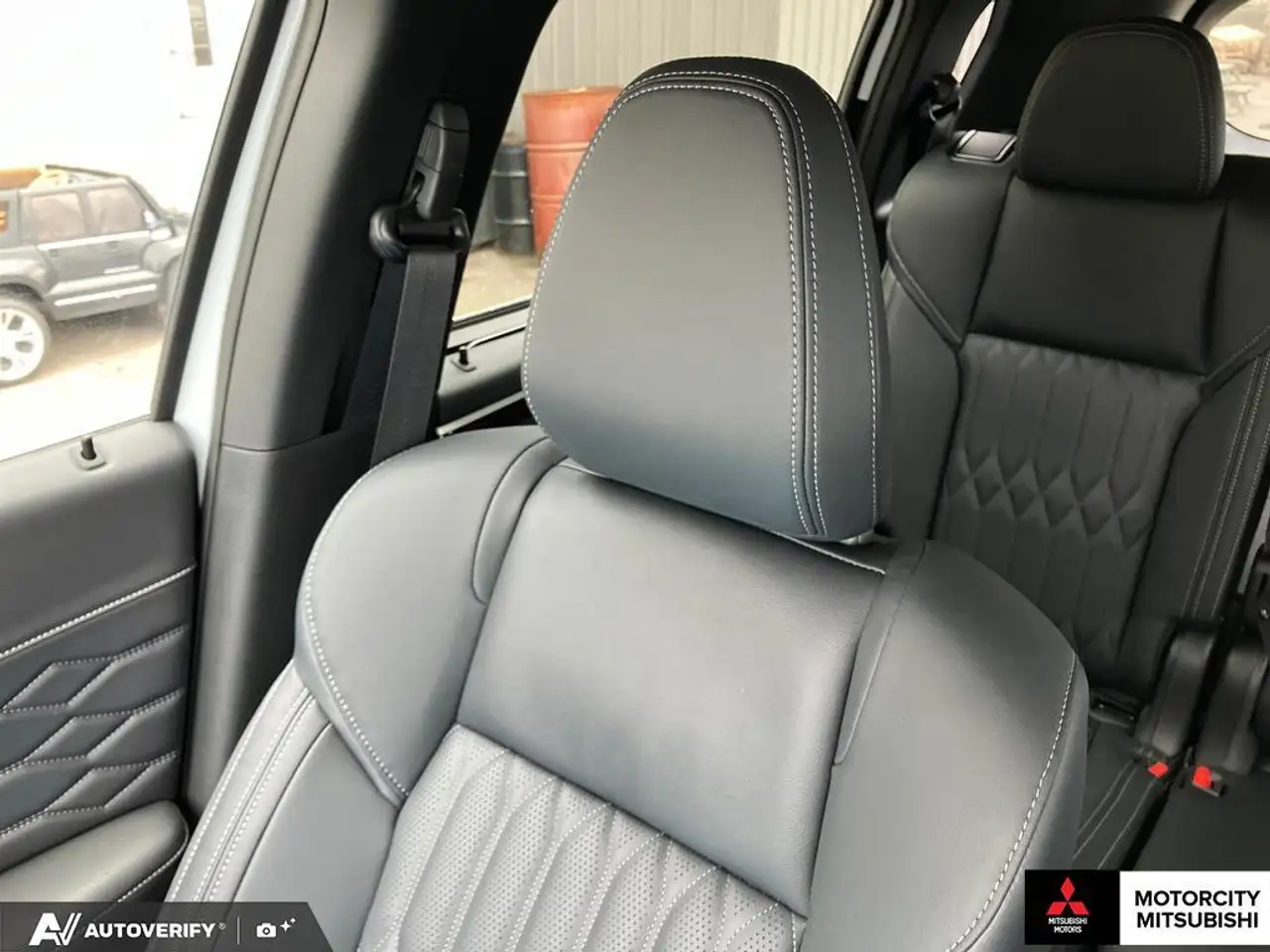 Mitsubishi Outlander fotografie Mitsubishi Outlander