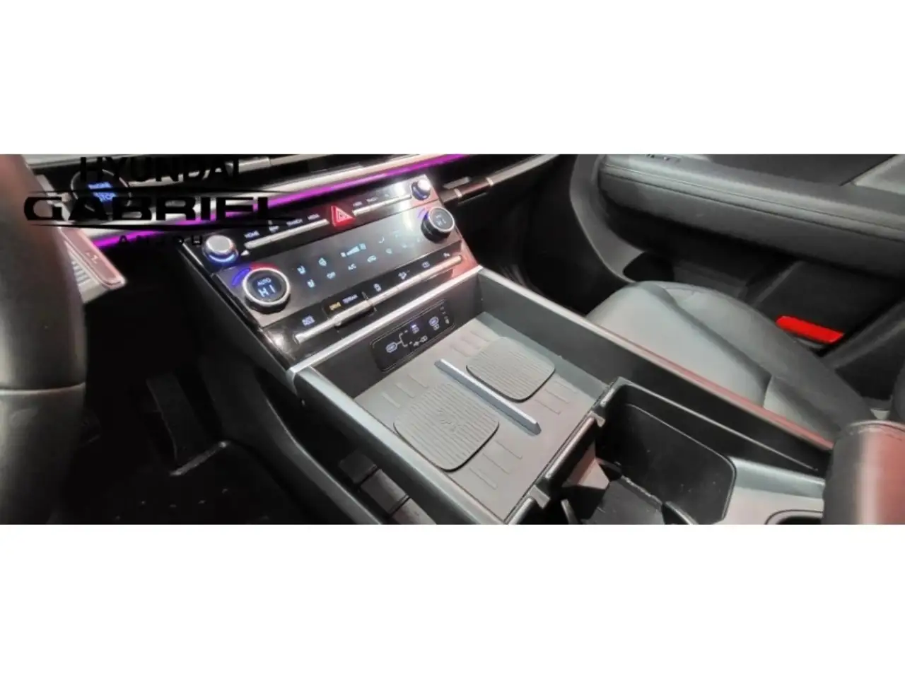 Hyundai SANTA FE снимка Hyundai SANTA FE