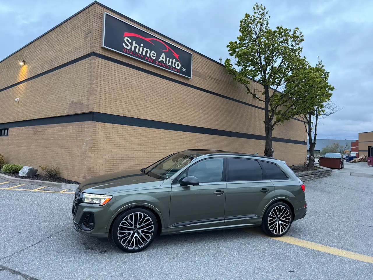 2025 Audi SQ7 photo 2025 Audi SQ7