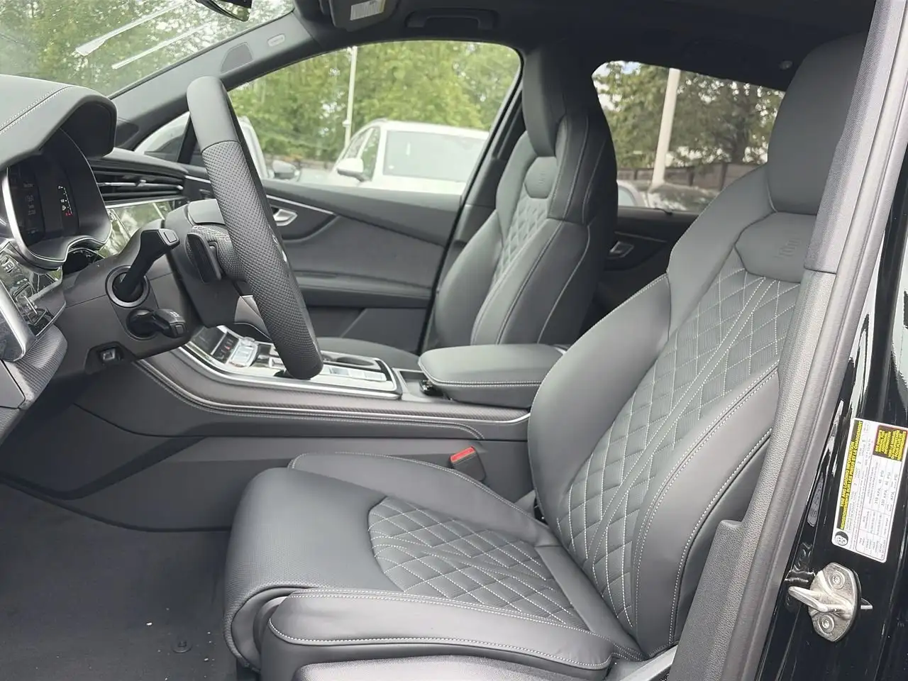 Audi SQ7 fotografie Audi SQ7